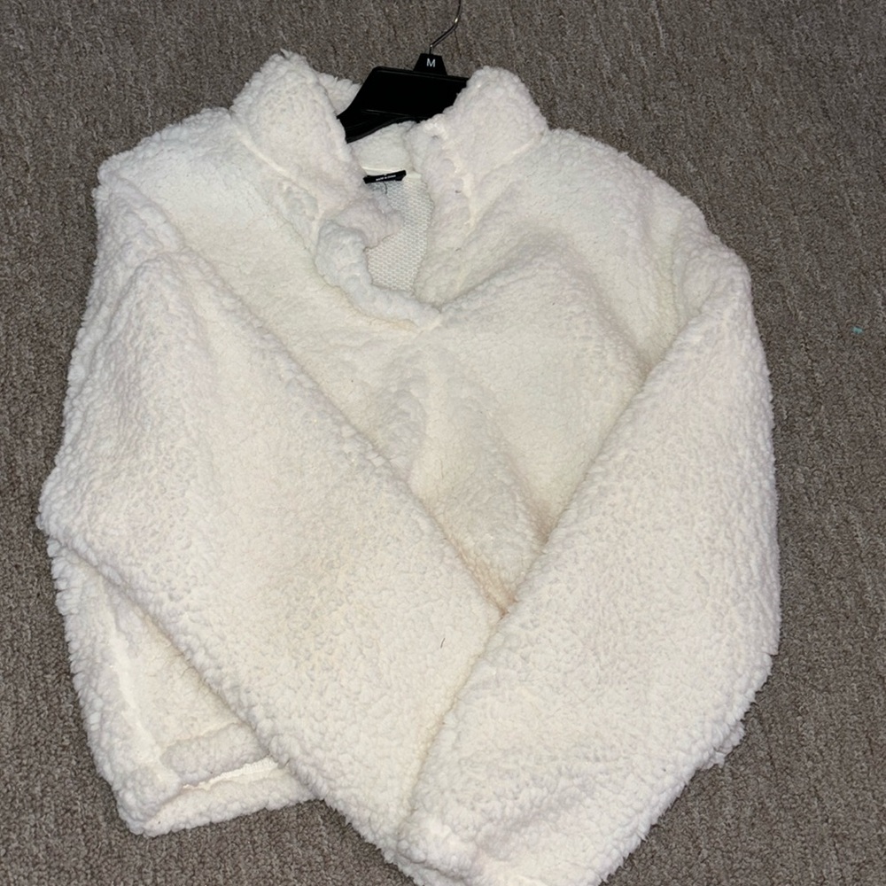Pacsun cropped sherpa